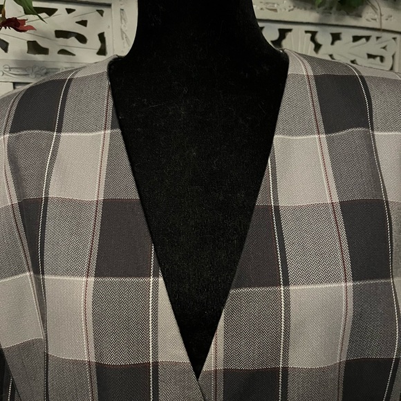VINTAGE EXECUTIVE COLLECTION BLACK & GREY PLAID LONG SLEEVE JACKET BLAZER - Picture 4 of 11